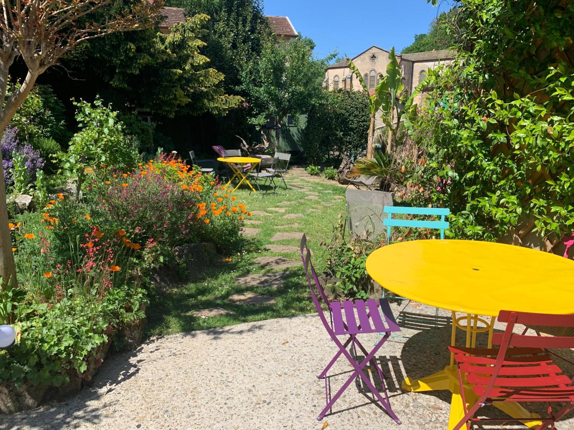 오테리브 Chez L'Antiquaire B&B 외부 사진