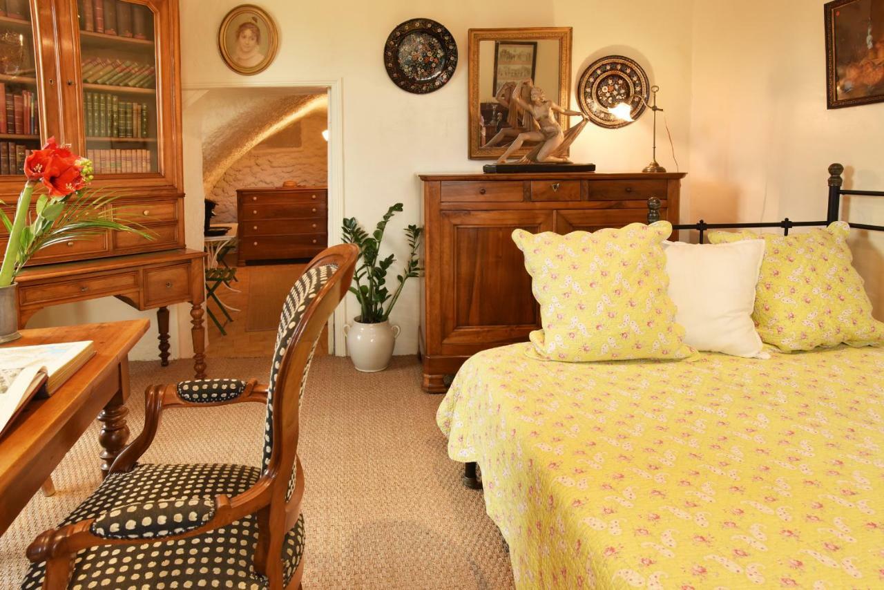 오테리브 Chez L'Antiquaire B&B 외부 사진